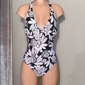La Blanca floral swimsuit.  NWOT